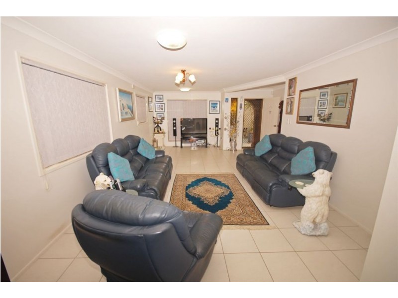19 Kiama Avenue, Bangalee QLD 4703