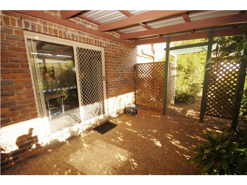 4 Hellas Street, Barlows Hill QLD 4703