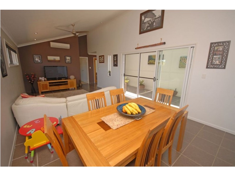 9 Cocoanut Point Drive, Zilzie QLD 4710