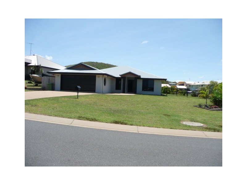 35 Paradise Way, Emu Park QLD 4710