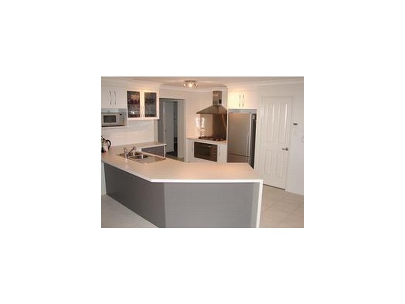 35 Paradise Way, Emu Park QLD 4710