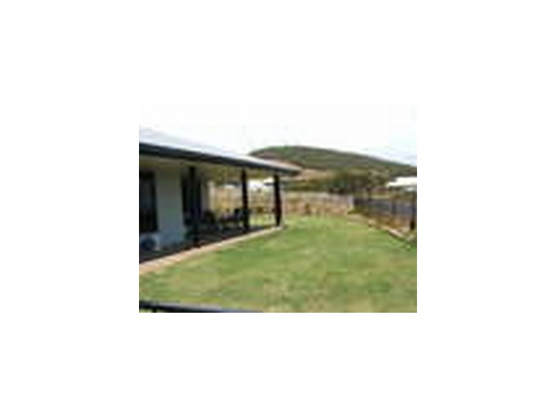 35 Paradise Way, Emu Park QLD 4710