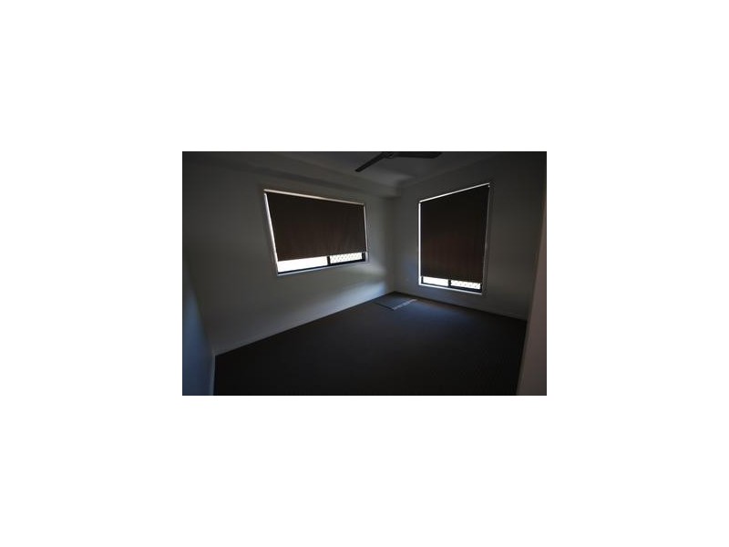 2/11 Priors Pocket Road, Yeppoon QLD 4703