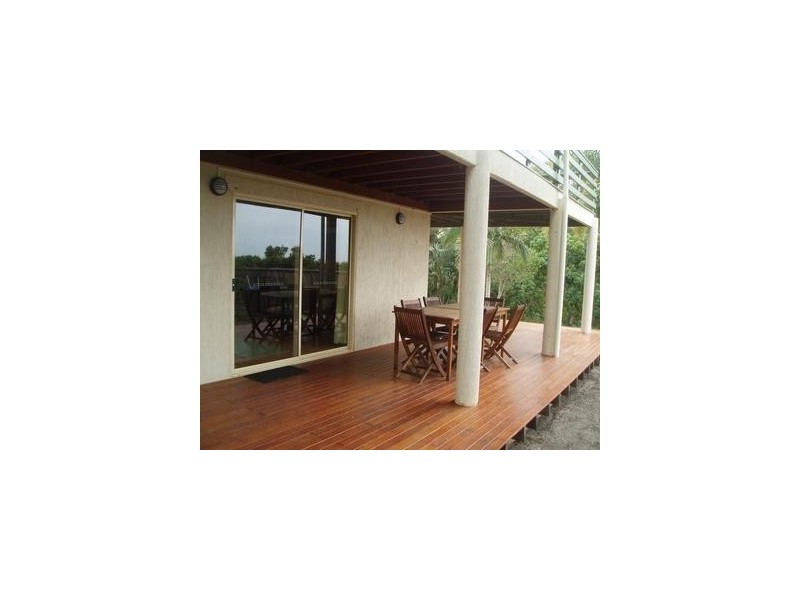 5 Barnes Street, Yeppoon QLD 4703