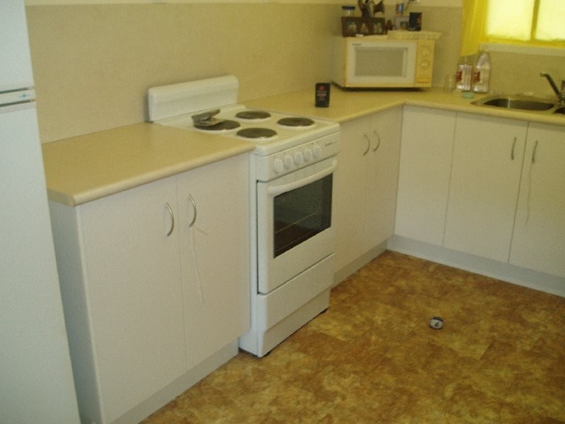 1 Davidson Street, Cooee Bay QLD 4703