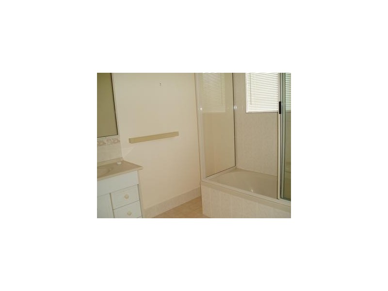 1/3 Rita – May, Yeppoon QLD 4703