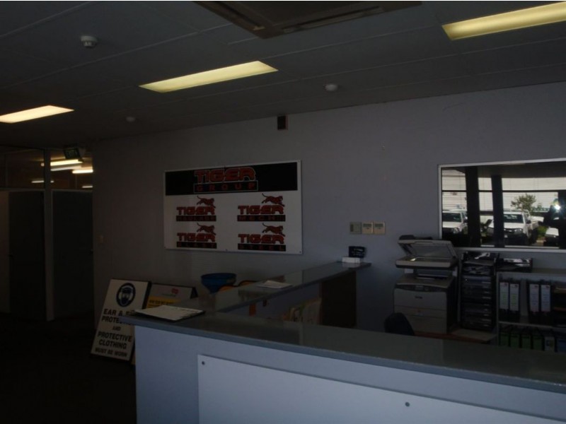 99 Robinson Avenue, Belmont WA 6104