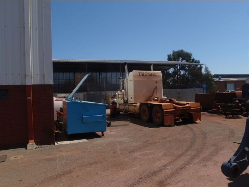 99 Robinson Avenue, Belmont WA 6104