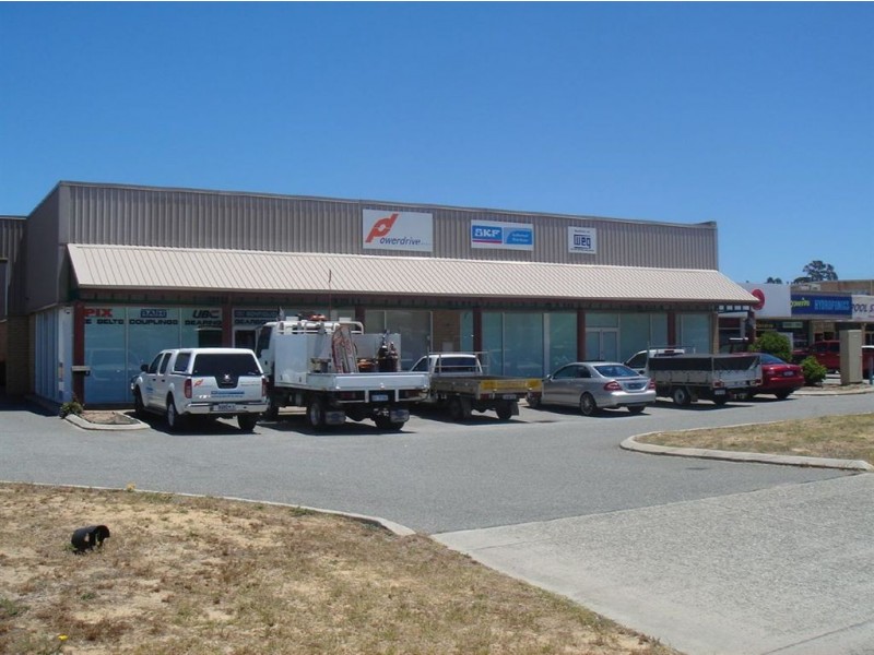 40 Port Kembla Drive, Bibra Lake WA 6163