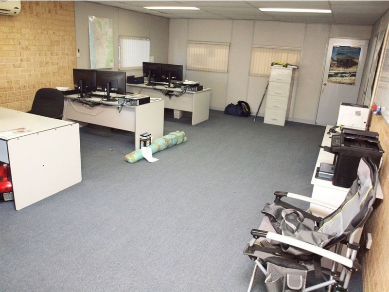 1/38 Tennant Street, Welshpool WA 6106