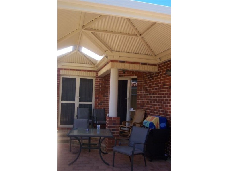 142A Ravenscar Street, Doubleview WA 6018