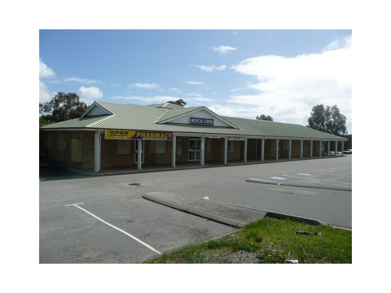 273 Railway Avenue, Armadale WA 6112