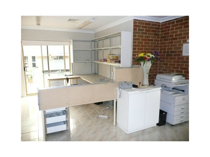62 Farrington Road, Leeming WA 6149