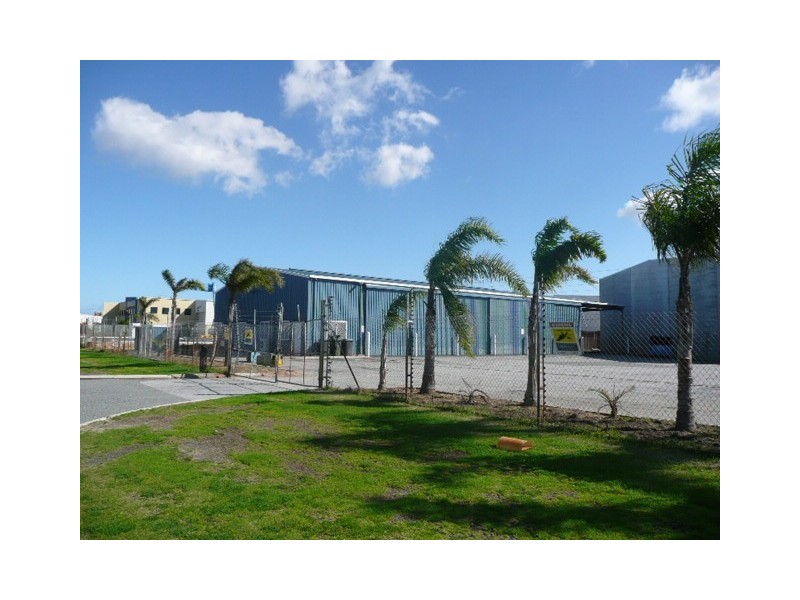 71 Barberry Way, Bibra Lake WA 6163