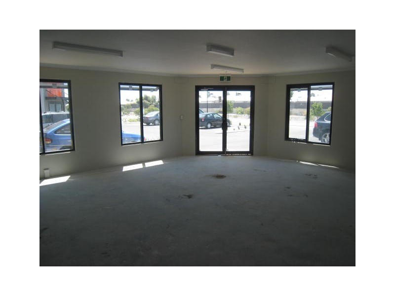 Unit 1, 33 The Broadway, Ellenbrook WA 6069