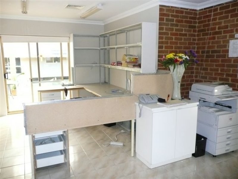 62 Farrington Road, Leeming WA 6149