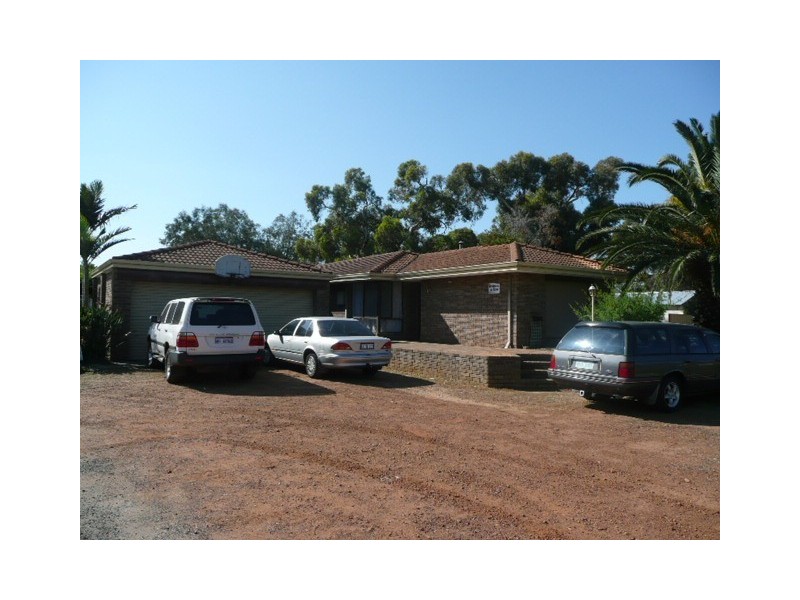 222 Maddington Road, Maddington WA 6109