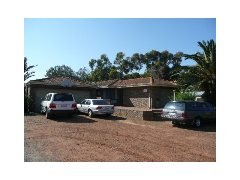 222 Maddington Road, Maddington WA 6109
