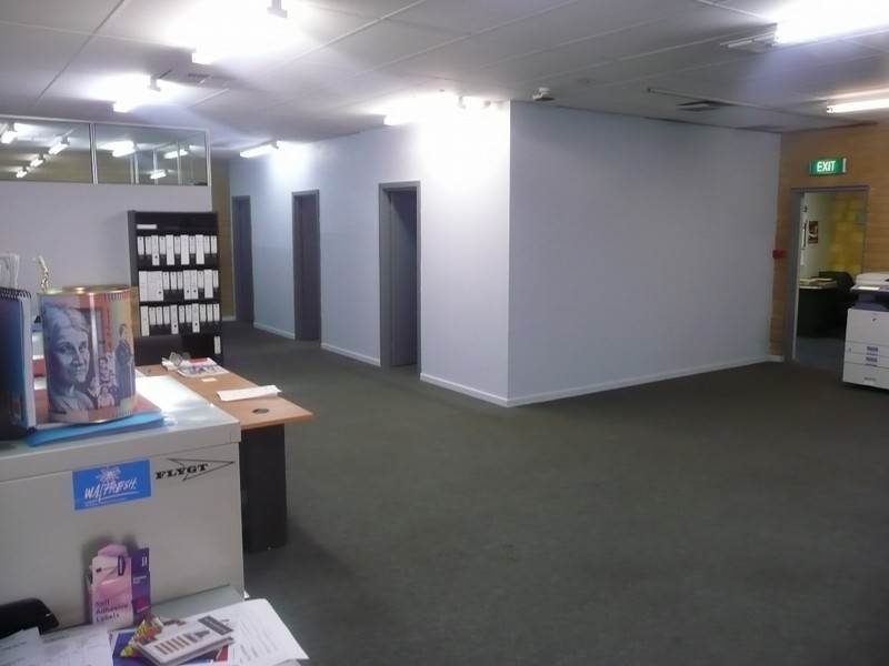 99 Robinson Avenue, Belmont WA 6104