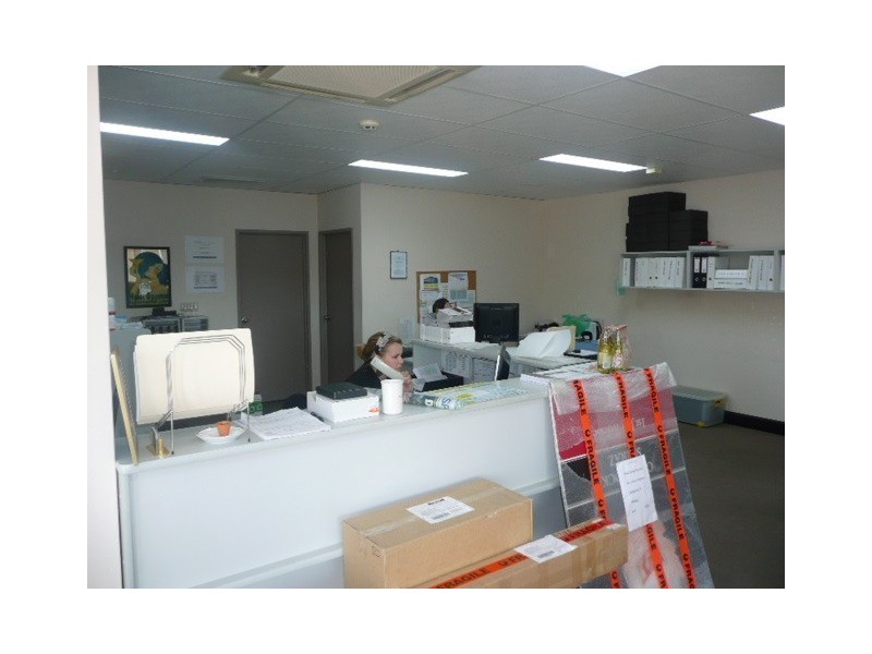 18 Narloo Street, Malaga WA 6090