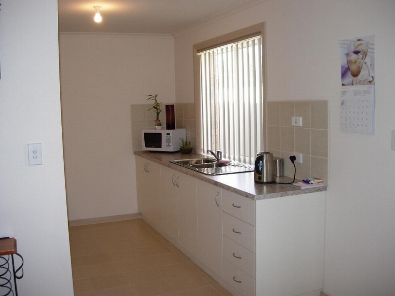 1/6 Booth Avenue, Morphett Vale SA 5162