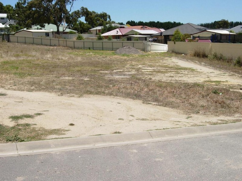2 Light Place, Mount Compass SA 5210