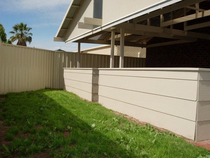 16 Chynoweth Avenue, Hackham SA 5163