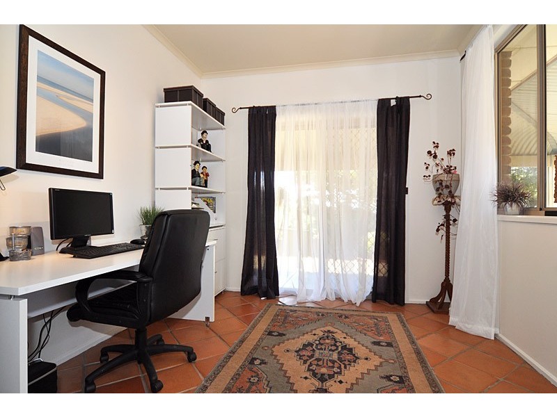 11 Singer Drive, Happy Valley SA 5159