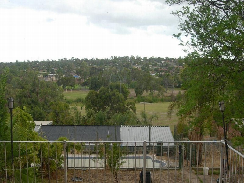42 Teusner Drive, Morphett Vale SA 5162