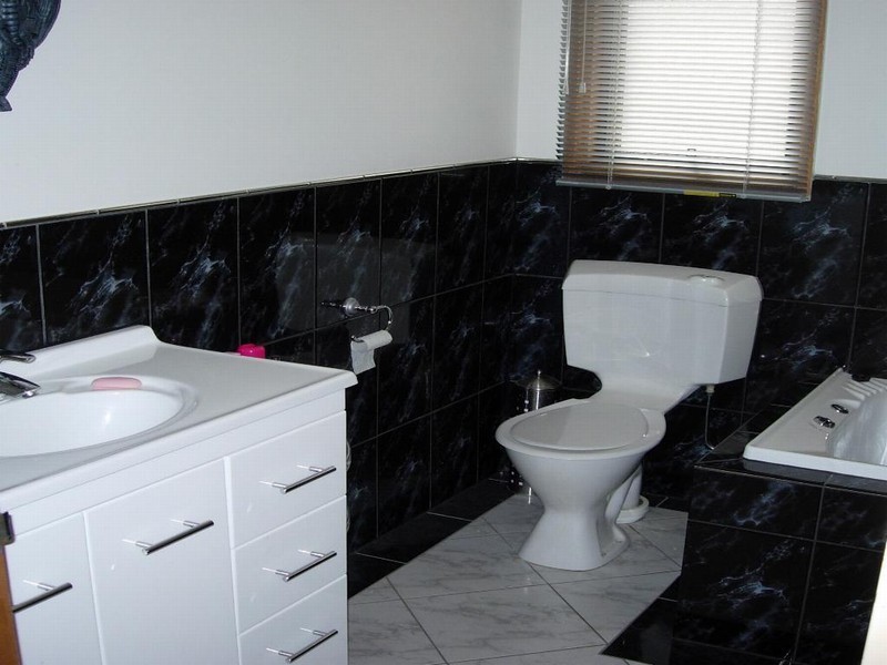 33 Troutbeck Crescent, Huntfield Heights SA 5163