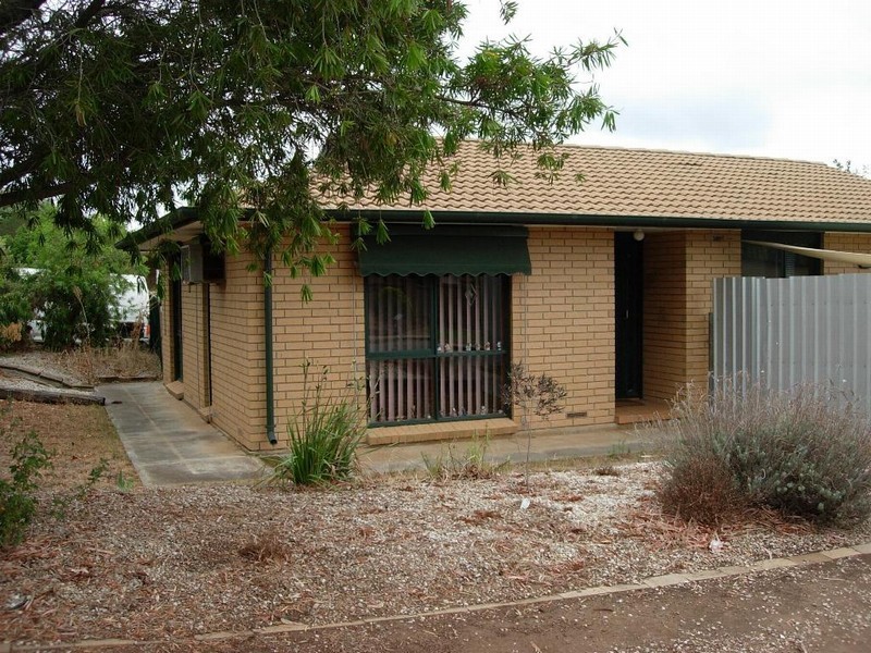 33 Troutbeck Crescent, Huntfield Heights SA 5163