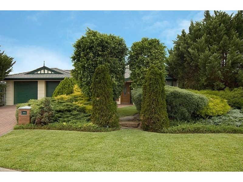 32 Brooks Circuit, Woodcroft SA 5162