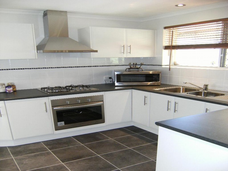 16 Ballina Court, Huntfield Heights SA 5163