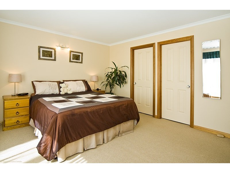 14 Steve Lane, Woodcroft SA 5162