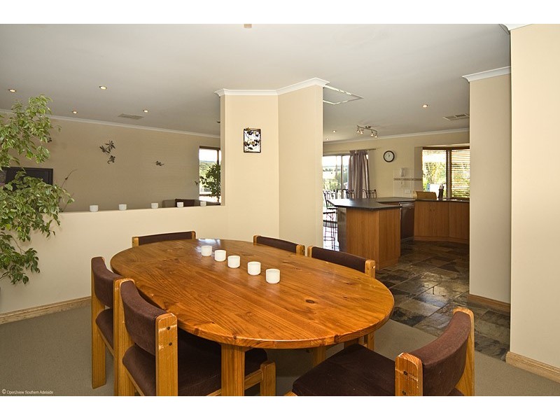 14 Steve Lane, Woodcroft SA 5162