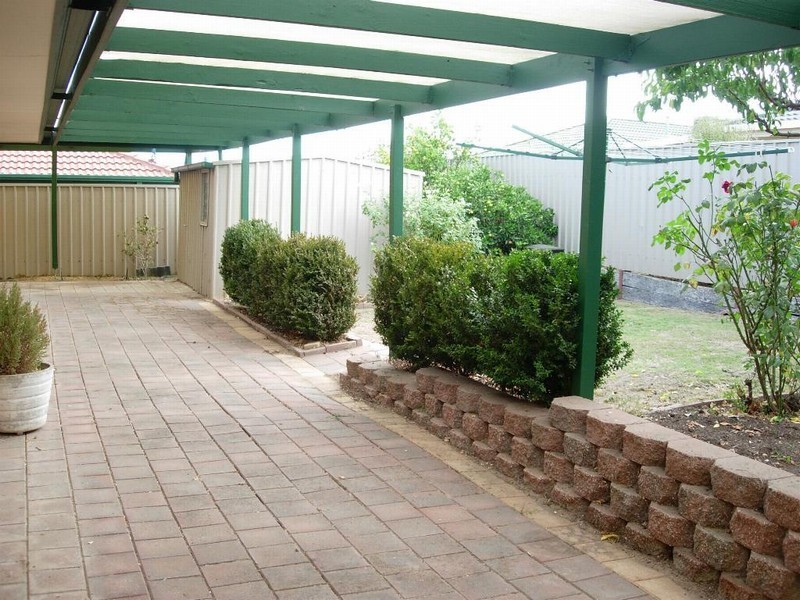 5 Hassell Court, Woodcroft SA 5162