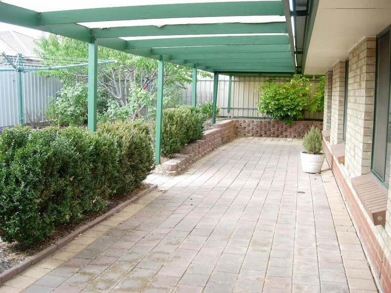 5 Hassell Court, Woodcroft SA 5162
