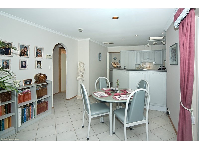 1 Clyde Court, Christie Downs SA 5164