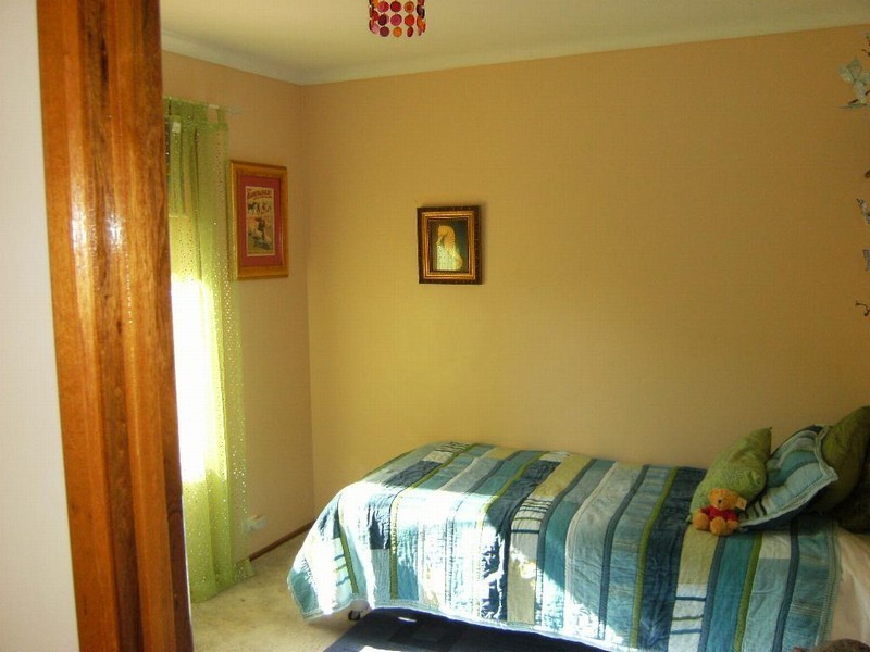 1 Regents Close, Hackham SA 5163