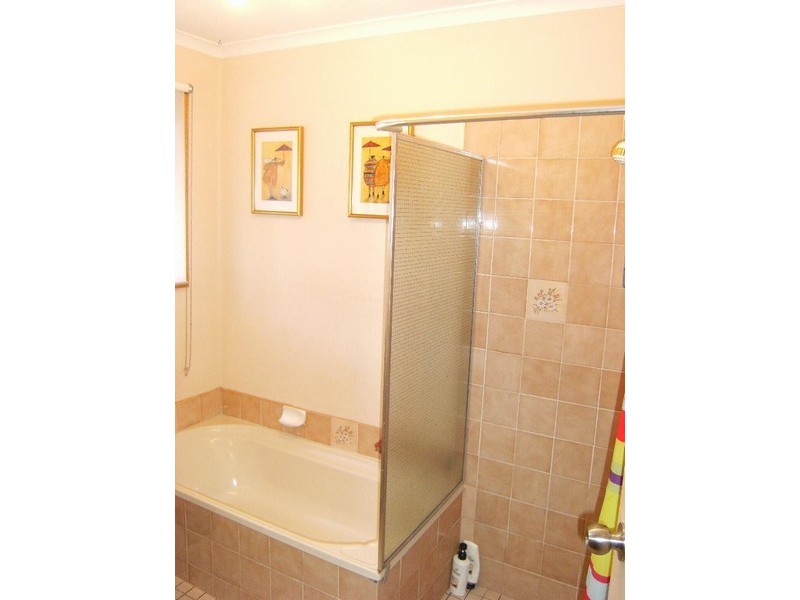 1 Regents Close, Hackham SA 5163