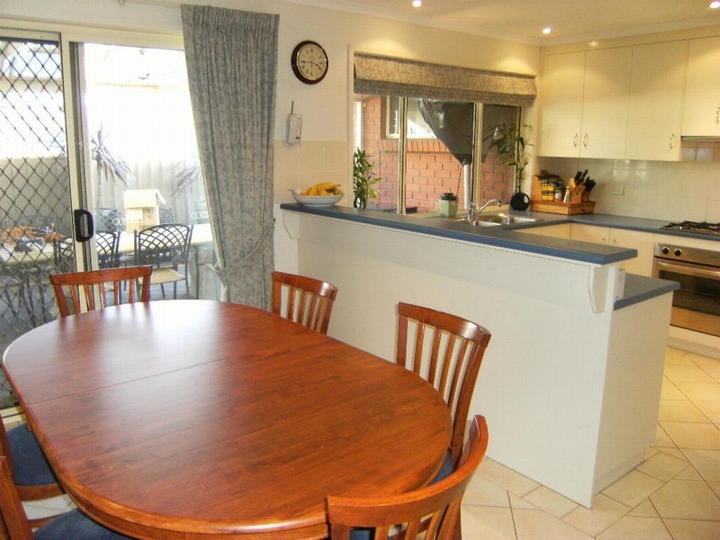 24 Overland Crescent, Sheidow Park SA 5158