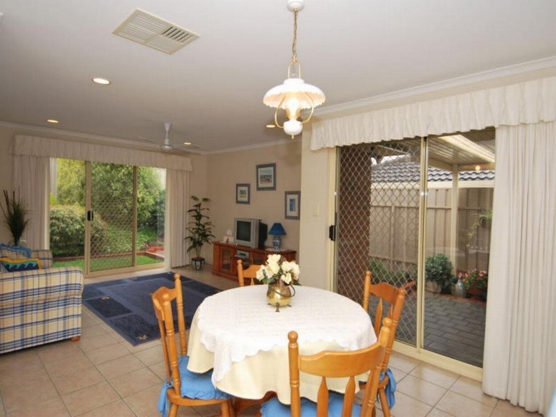 14 Drumborg Court, Woodcroft SA 5162