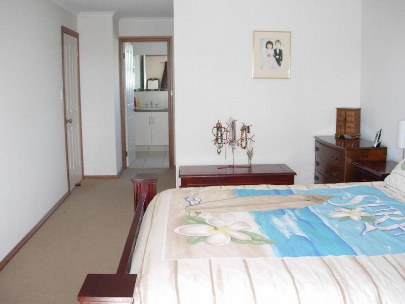 1 Prescott Court, Christies Beach SA 5165
