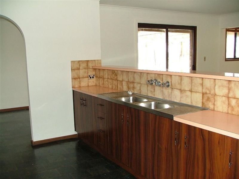 33 Darwendale Street, Huntfield Heights SA 5163