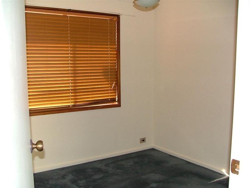 33 Darwendale Street, Huntfield Heights SA 5163