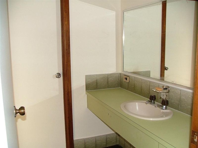 33 Darwendale Street, Huntfield Heights SA 5163