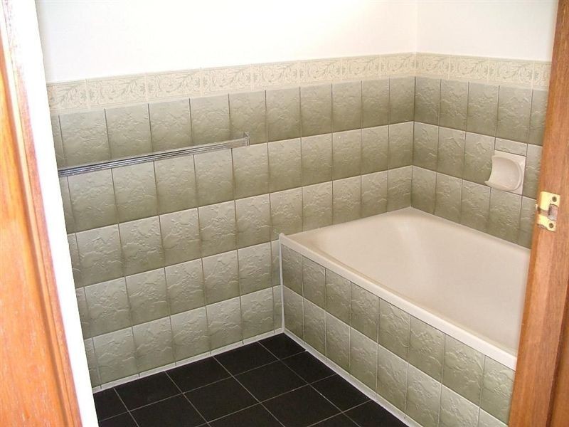 33 Darwendale Street, Huntfield Heights SA 5163