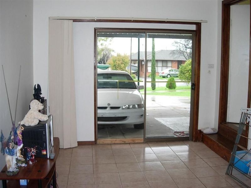 23 Glenda Avenue, Morphett Vale SA 5162