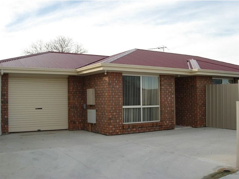 4/6 Booth Avenue, Morphett Vale SA 5162