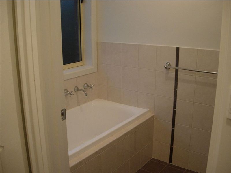 3 Hunt Road, Mclaren Flat SA 5171